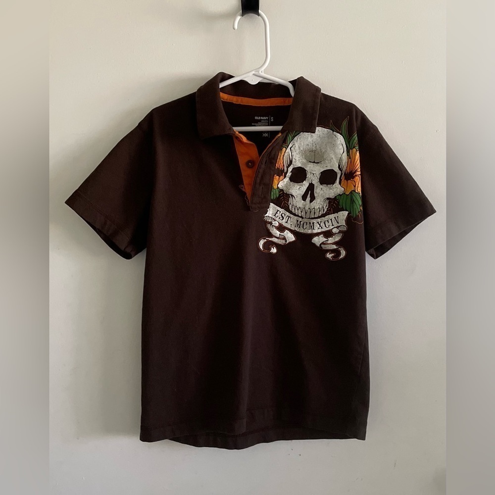 Old Navy Boys Collared Skull Short Sleeve Shirt Size S